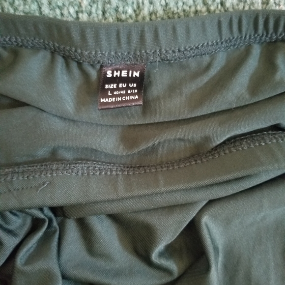 Shein Green Skirt Size L - Picture 4 of 7